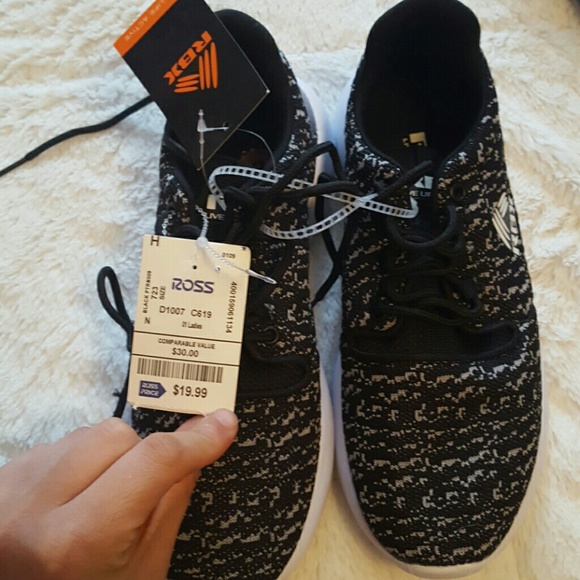 Women's RBX - Picture 2 of 3